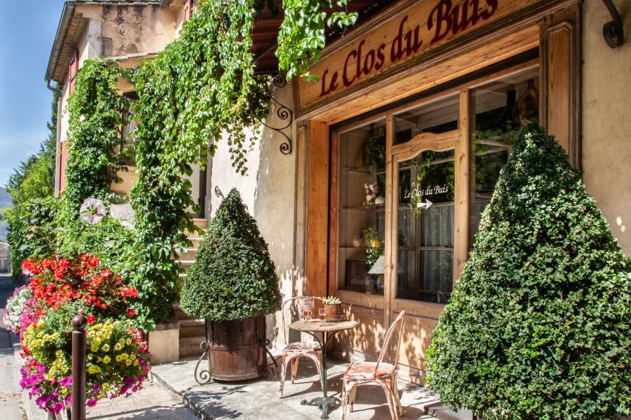 Hotel Le Clos Du Buis Bonneux Provence -ingang