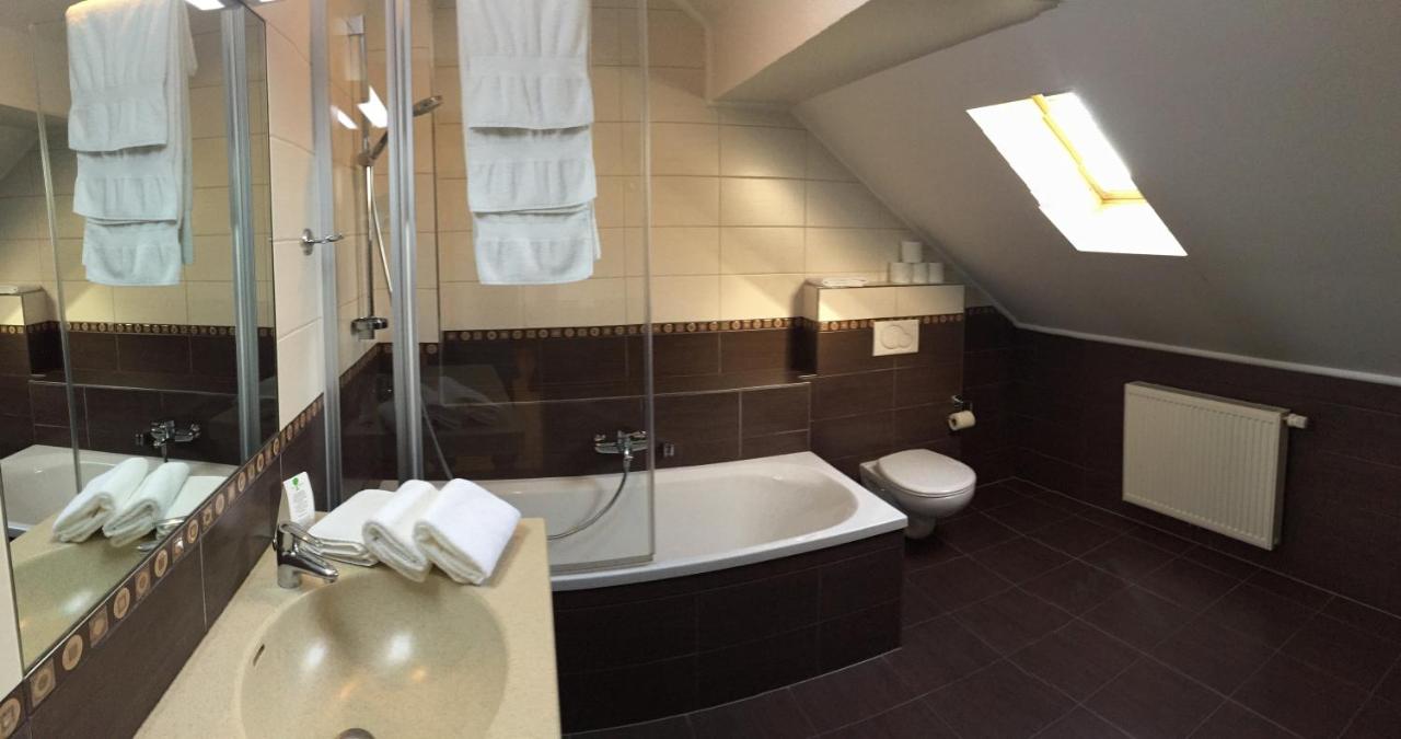 hotel pax stad luxemburg bath