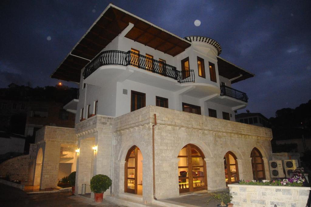 Hotel Rezidenca Desaret albanië