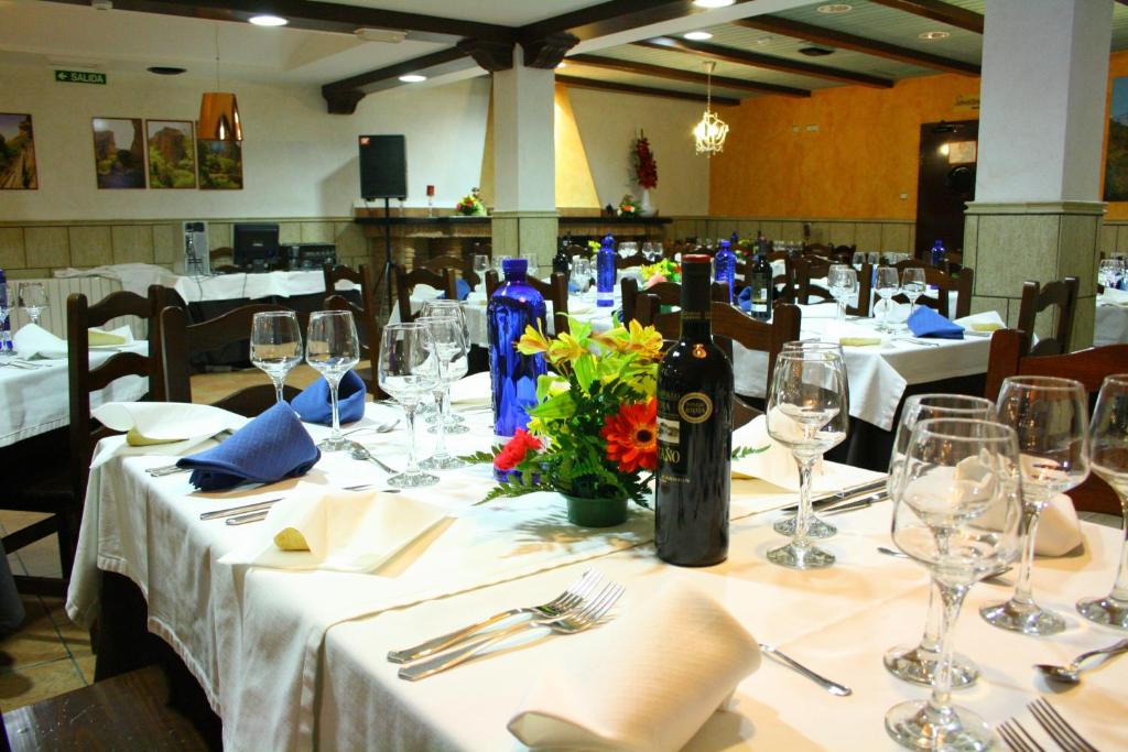 hotel rural huerta del laurel moachil andalusie restaurant