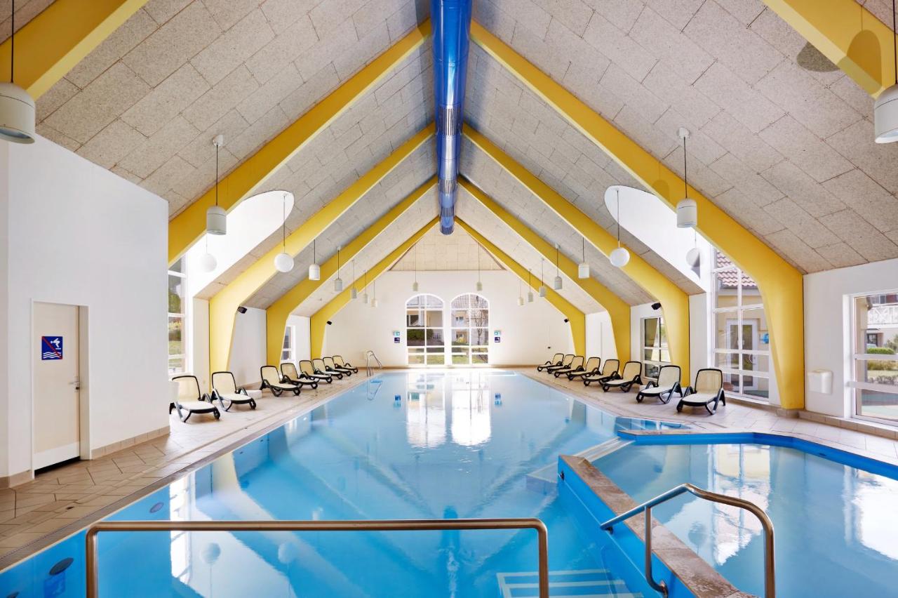 hotel vakantiepark usedom koserow duitsland overdekt zwembad