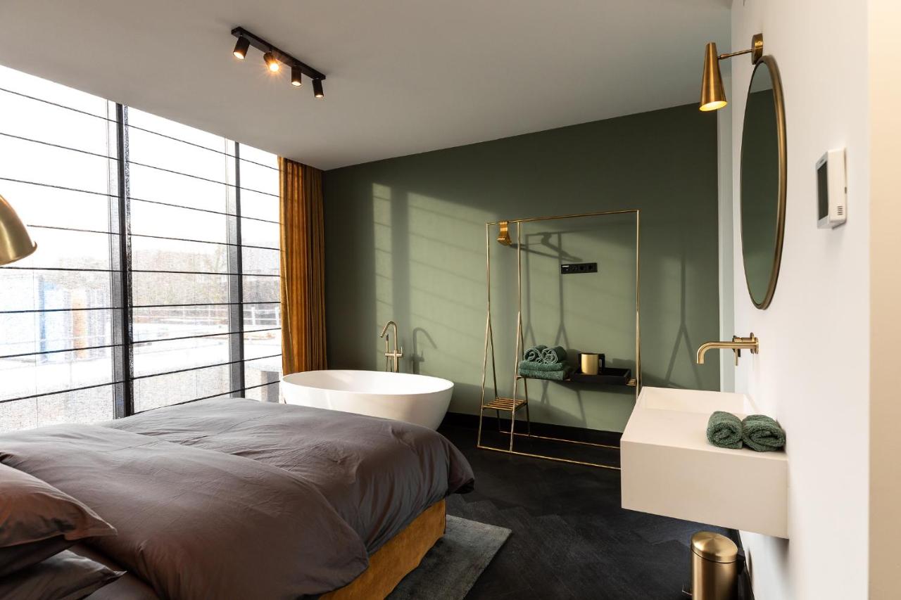 hotel stella suites boutique hotel goirle brabant slaapkamer met ligbad