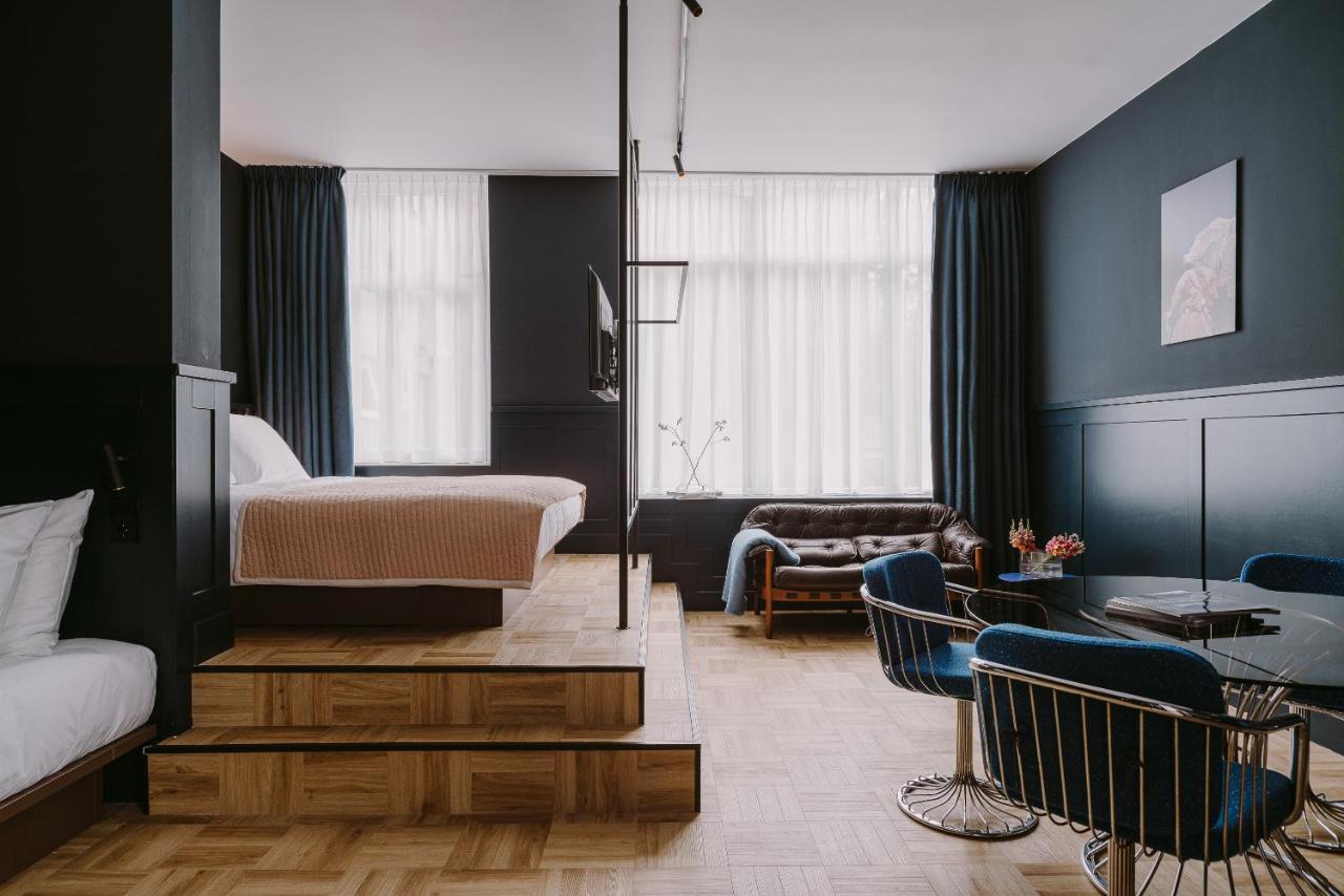 supernova hotel rotterdam nederland slaapkamer lettertype